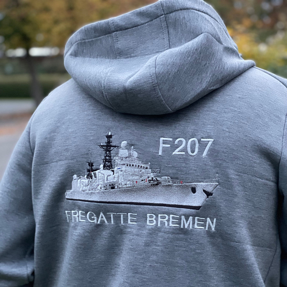 F207 Fregatte Bremen  ZIP-Hoodie, hellgrau