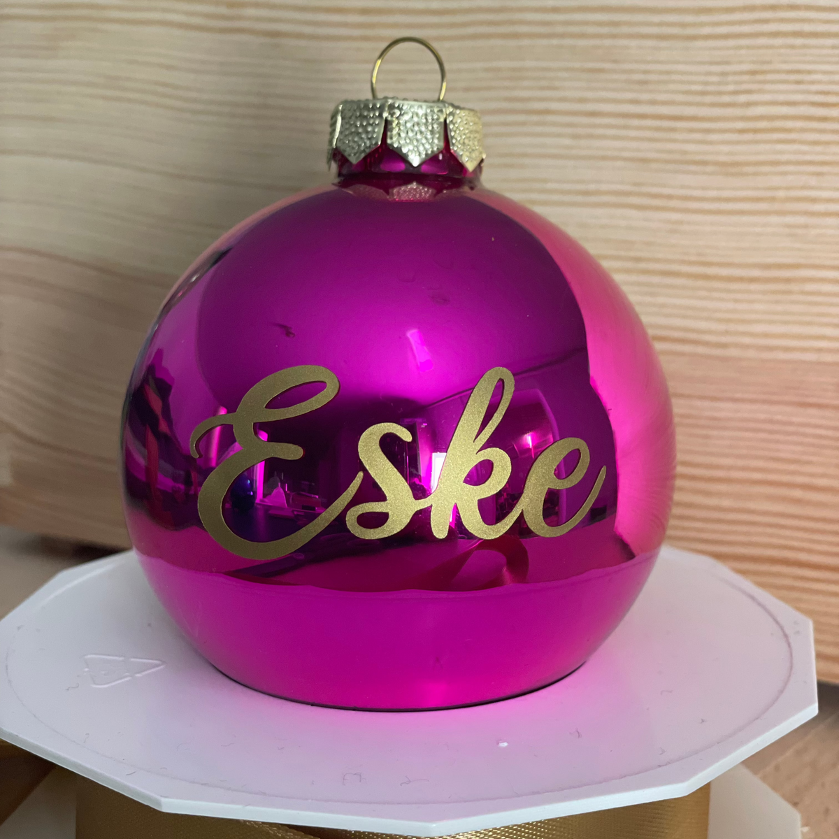 Weihnachtskugel mit Namen, personalisiert, pink